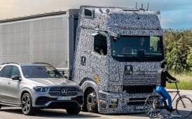 Sistemi di sicurezza e assistenza alla guida: i test di Daimler Truck